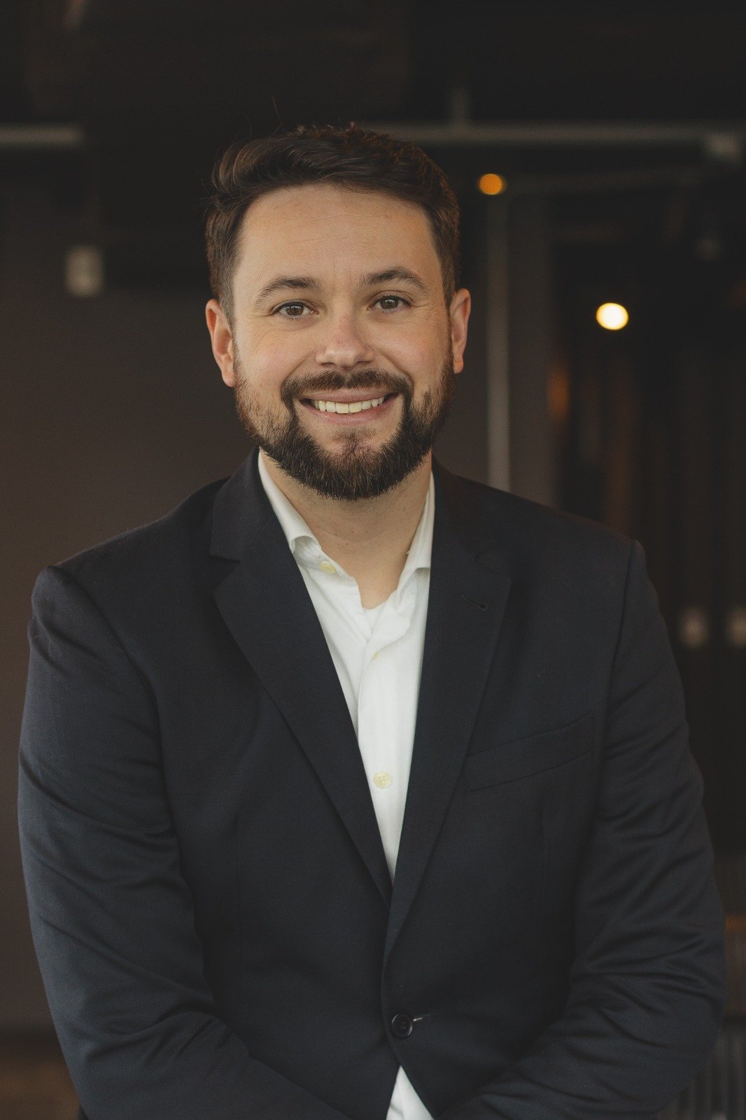 Retrato de Luis Otavio Reguim de Paulo, consultor CFP da NovoAris Wealth Advisory